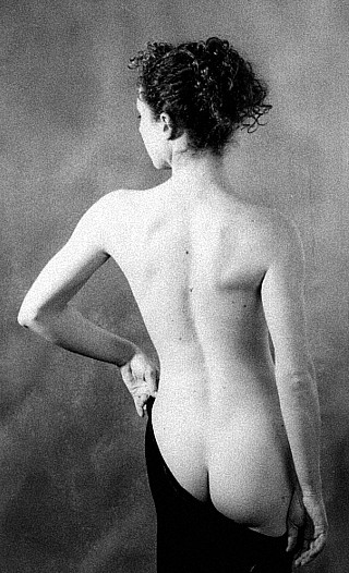 photo "At the foot of the palette" tags: nude, portrait, woman
