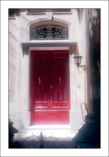 photo "Door of the dead town" tags: architecture, travel, landscape, Europe