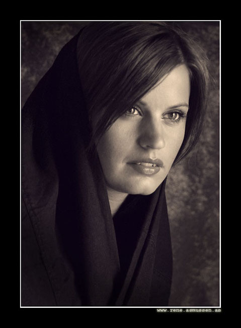 photo "Virgin Mary" tags: portrait, woman