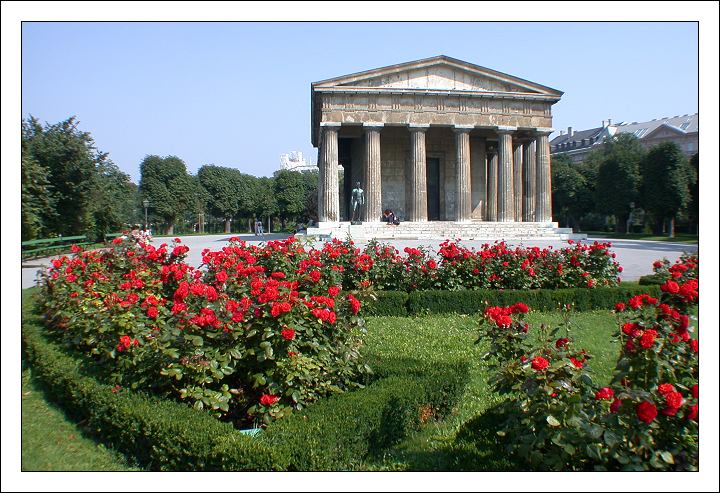 photo "Red Roses" tags: landscape, architecture, summer