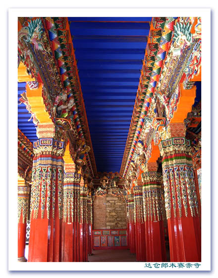 photo "The tample`s color" tags: travel, Asia