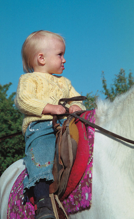 photo "..before the derby starts..." tags: portrait, genre, children
