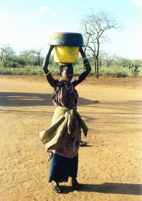 photo "Girl with basket" tags: genre, portrait, woman