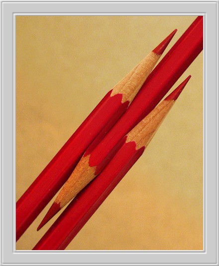 photo "Three pencils - red" tags: macro and close-up, montage, 