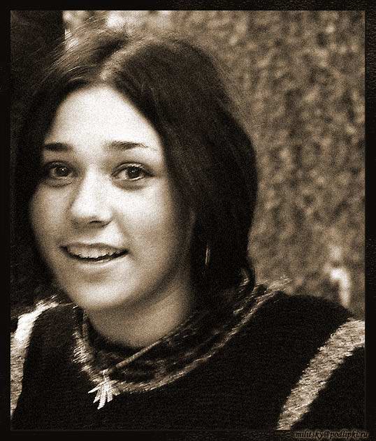 photo "Smile..." tags: portrait, woman