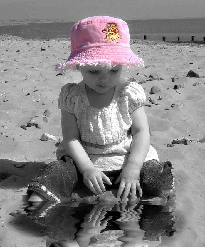 photo "Millie at the Seaside" tags: portrait, misc., children