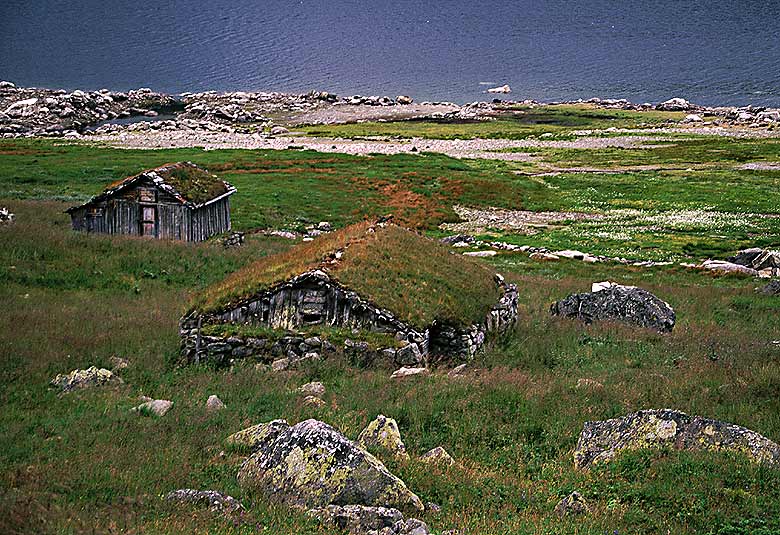 photo "Old sheepfold in the mountain.( Norway )" tags: landscape, mountains