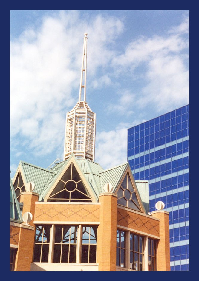 photo "Milwaukee Skyline" tags: architecture, landscape, clouds