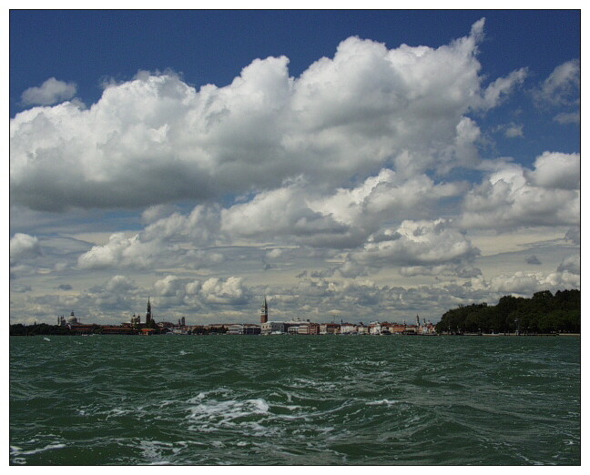 photo "Cloud on lagoon" tags: travel, landscape, Europe, clouds