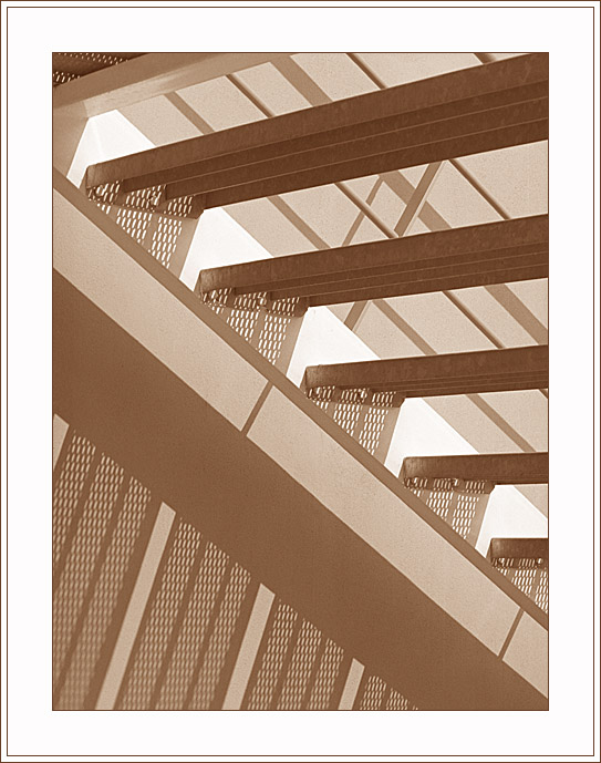 photo "Ladder to the sun" tags: architecture, abstract, landscape, 