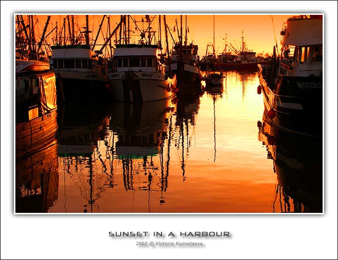 photo "Sunset in a harbour- 9" tags: landscape, sunset, water