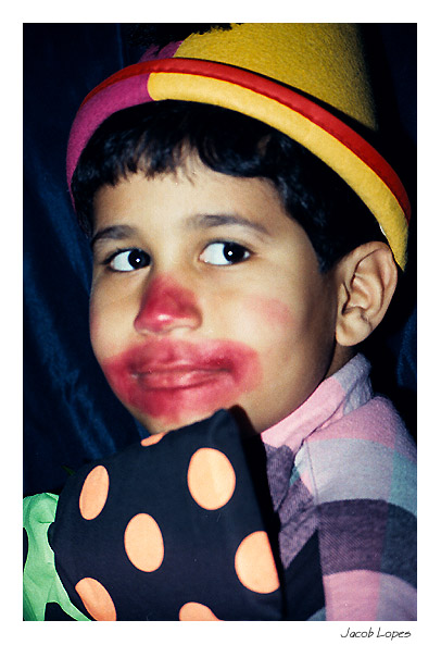 photo "Bruno - the clown" tags: portrait, reporting, children