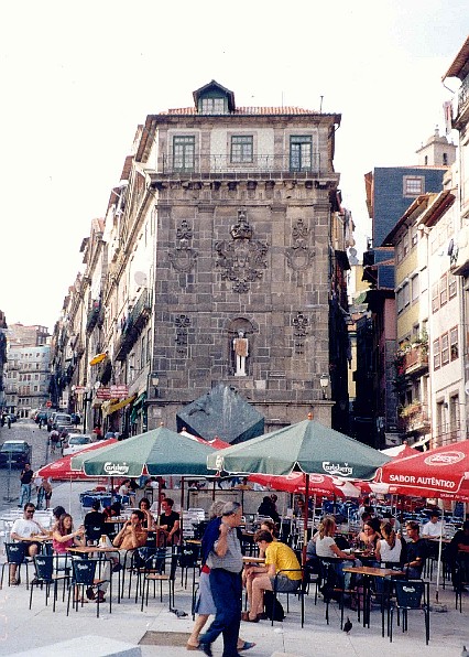 фото "The Cube Square - "Ribeira-Porto"" метки: архитектура, пейзаж, 