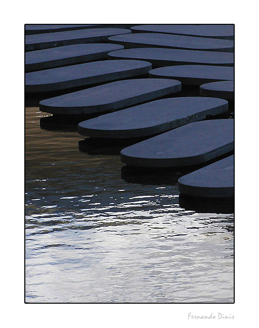 photo "Aquatic domino" tags: architecture, landscape, water