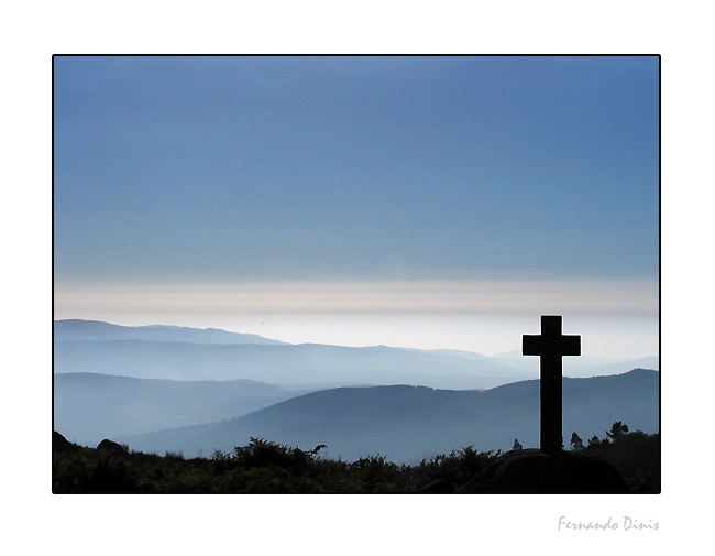 photo "Higth cross" tags: landscape, mountains