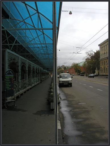 фото "Половинки улицы" метки: архитектура, пейзаж, 