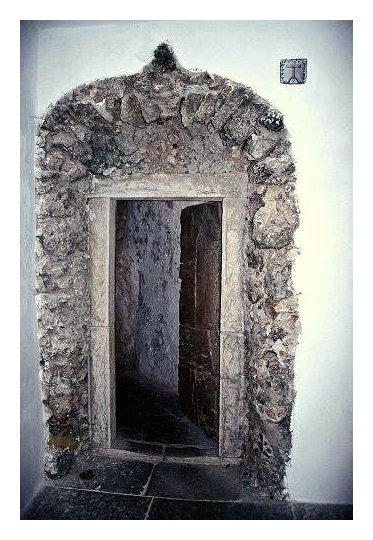 photo "Door interior of the Arrabida Convent." tags: misc., architecture, landscape, 