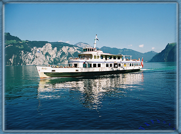 photo "The tourist ship" tags: landscape, misc., water