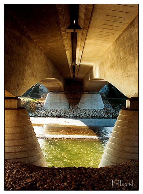photo "Under the bridge" tags: landscape, water