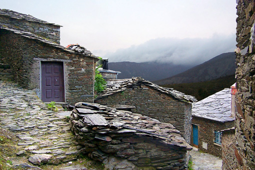 photo "Piodao, a portuguese vilage II" tags: landscape, mountains