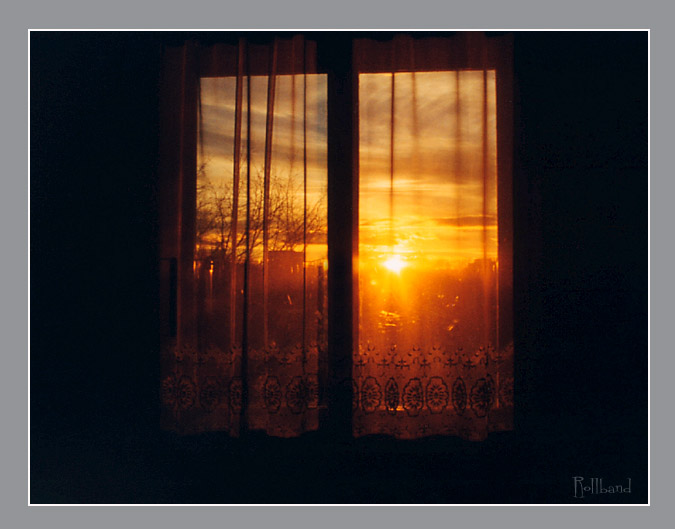 photo "My grandmother`s window" tags: misc., landscape, clouds