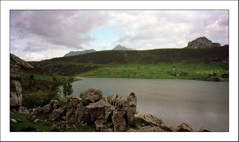 photo "Los Lagos" tags: landscape, mountains, water