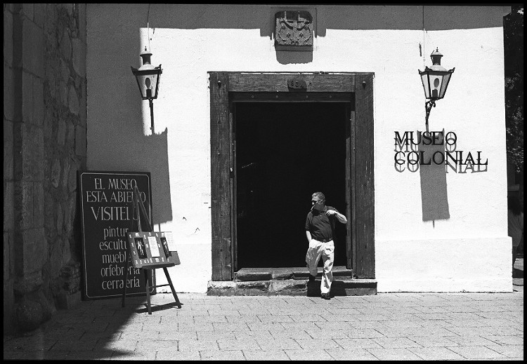 фото "Ufff ... I can smoke here !" метки: репортаж, 