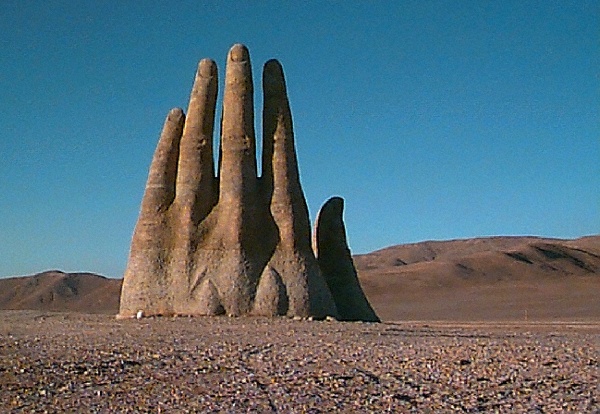 photo "Hand in the Desert" tags: landscape, travel, South America