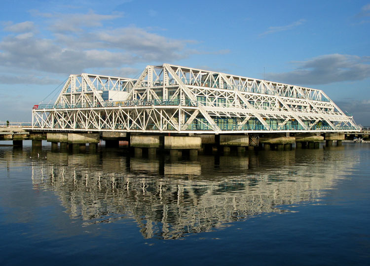 photo "Blues" tags: landscape, architecture, water