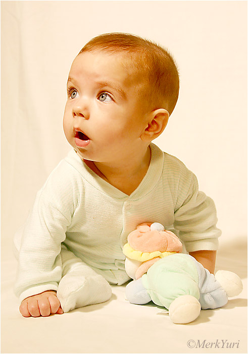 photo "Mom, I`m sitting!" tags: portrait, misc., children