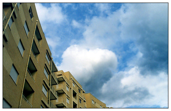 photo "City sky" tags: architecture, landscape, clouds