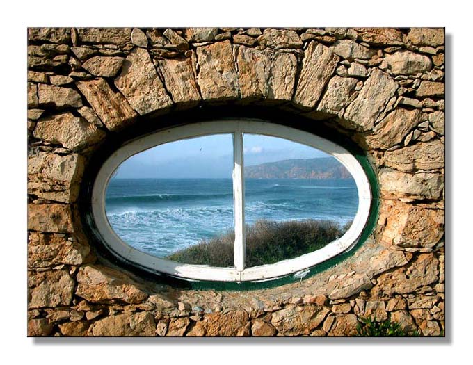 photo "Window faced to the Sea" tags: misc., 