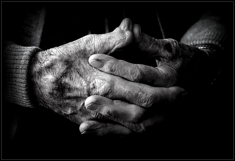 photo "Grandpas Hands" tags: portrait, man