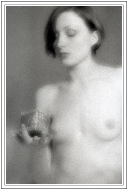 photo "a box. soft box" tags: misc., nude, 