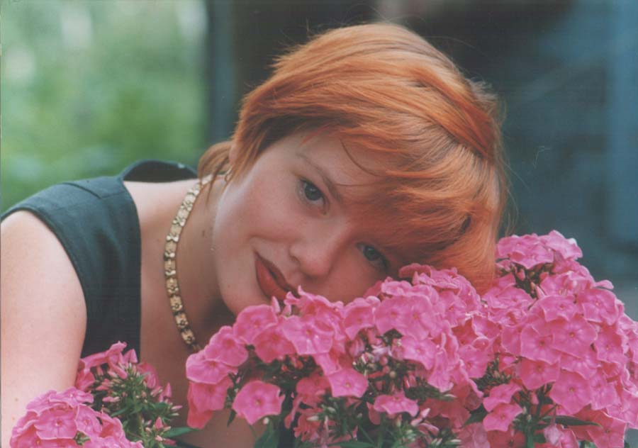 photo "Untitled photo" tags: portrait, woman