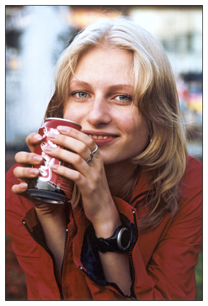 photo "The Coca-cola girl" tags: portrait, woman