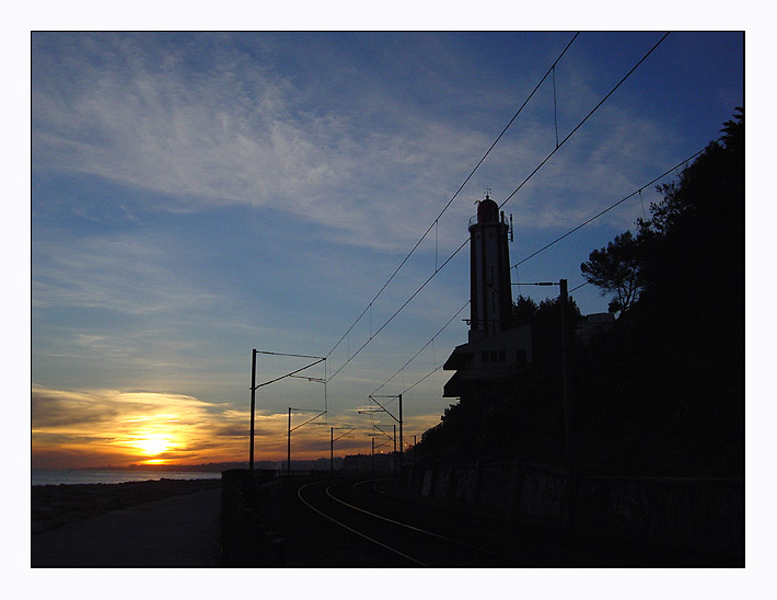 photo "sunday 17:37" tags: landscape, architecture, sunset