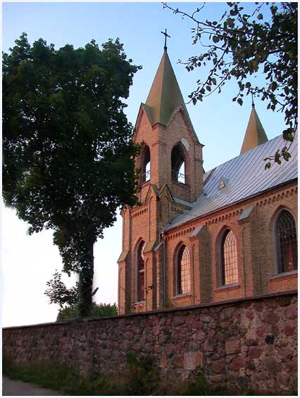 photo "Church in city Rakov" tags: travel, Europe