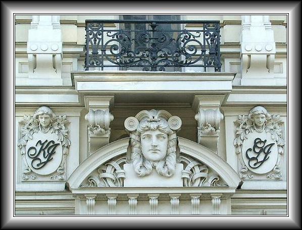 photo "Hundred years have passed and the beauty done not" tags: architecture, landscape, 