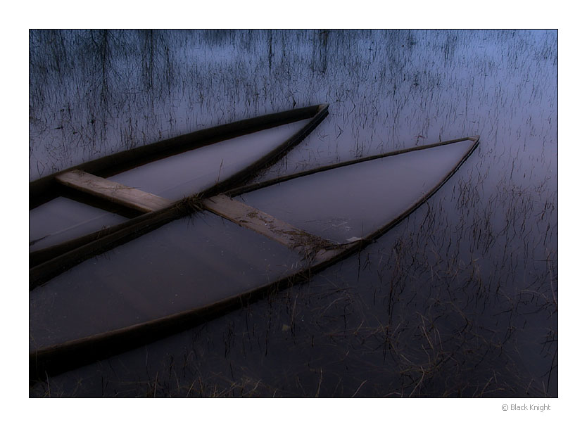 photo "Into the Dark" tags: landscape, water, winter