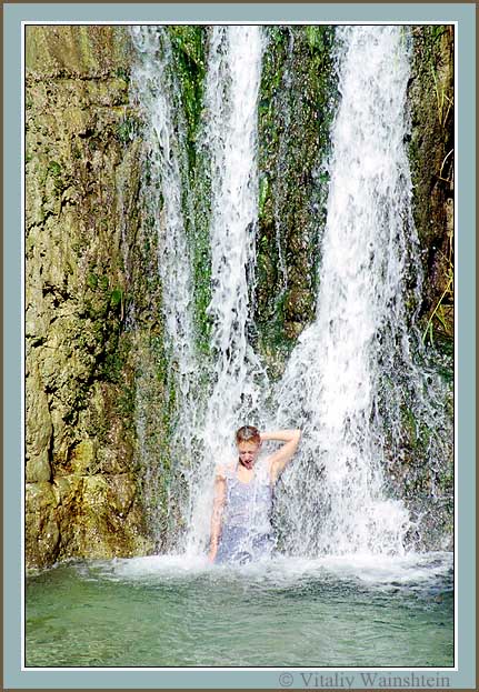 photo "Under a falls" tags: genre, landscape, water
