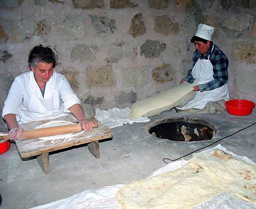 photo "Baking a national bread (lavash) #3" tags: genre, portrait, woman