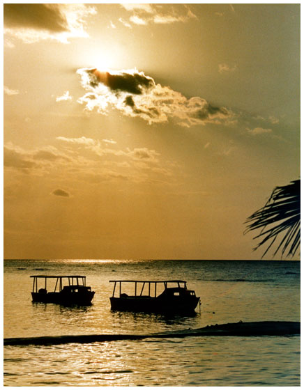 фото "Boats at sunset" метки: путешествия, пейзаж, закат