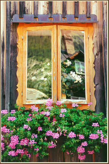 фото "La casa nella finestra - Altausee - Austria" метки: путешествия, разное, Европа