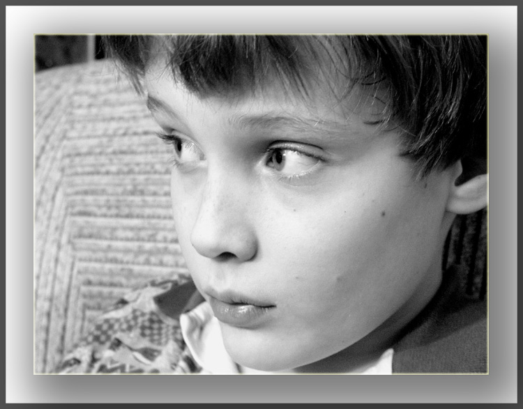 photo "A glance" tags: portrait, black&white, children