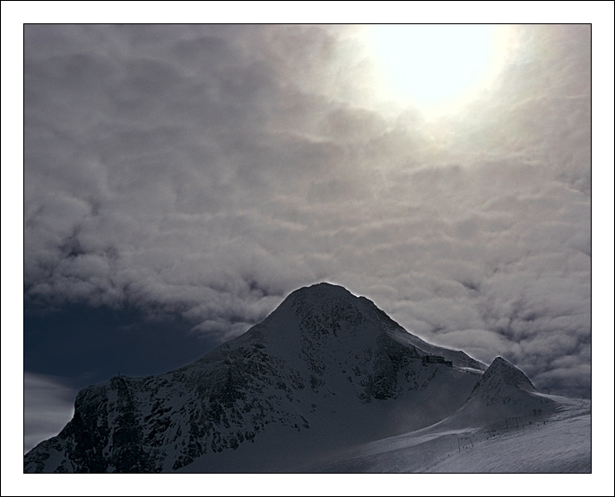 photo "the hole in sky" tags: landscape, travel, Europe, mountains