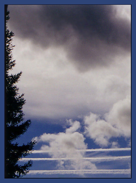 photo "Parallel" tags: landscape, clouds
