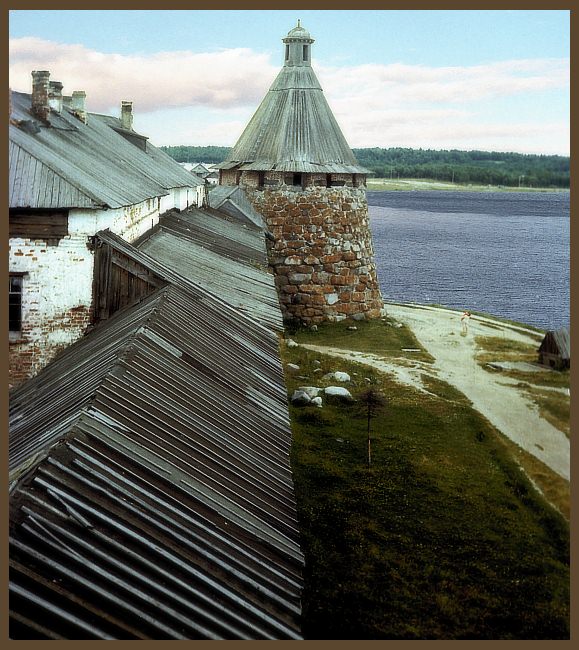 photo "Old tower" tags: travel, architecture, landscape, Europe