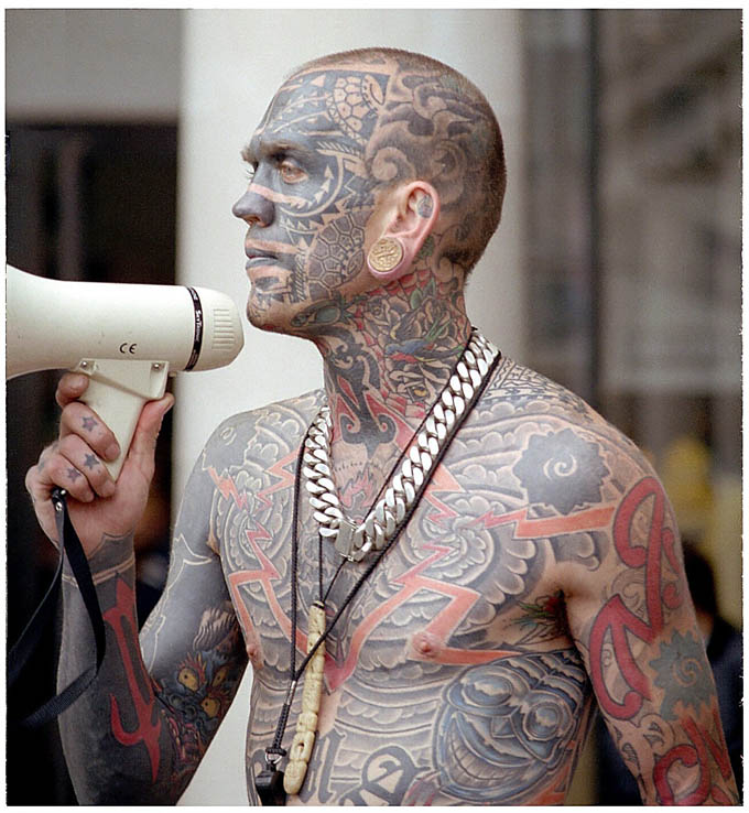 photo "a tattoo man" tags: reporting, portrait, man