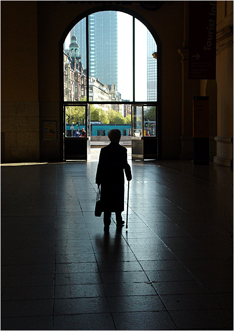 photo "Arrival in Frankfurt, alone" tags: misc., 